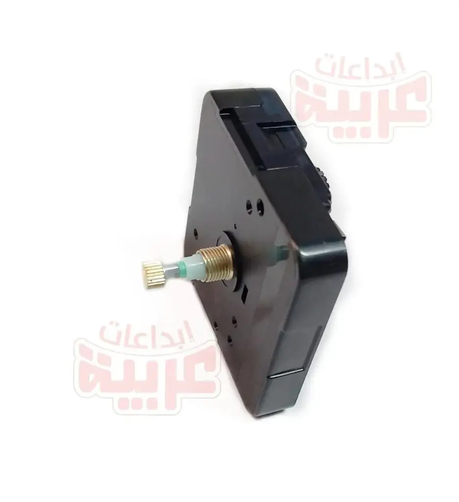 ساعة حائط تيكن