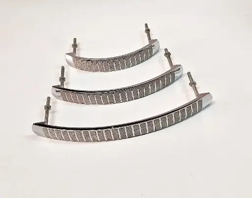 مقبض صنية فضي وسط 